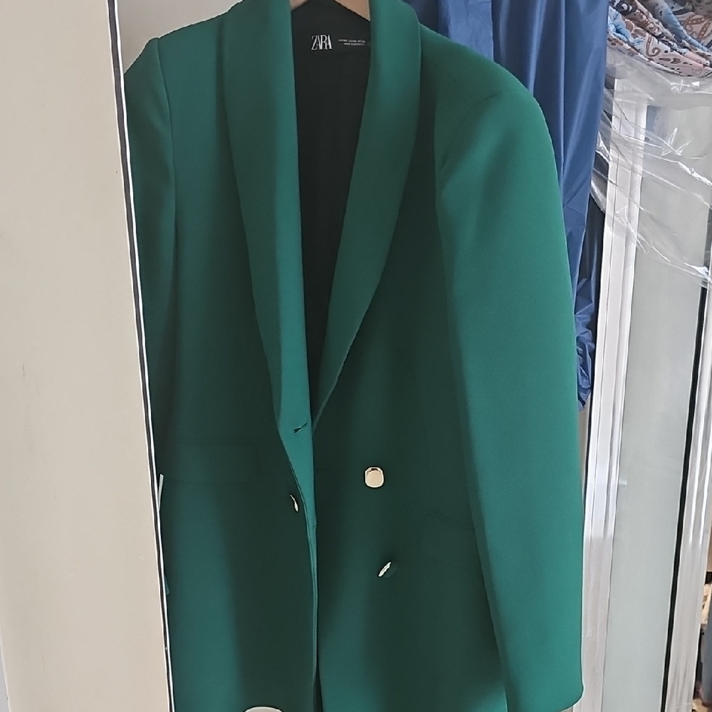 Zara Green Blazer Modern Oversized